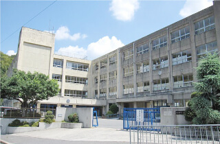 島本町立第二中学校
