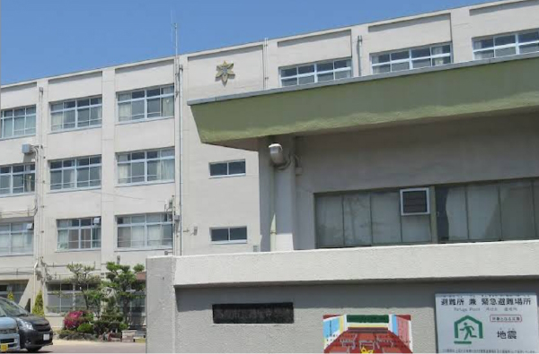 第七中学校