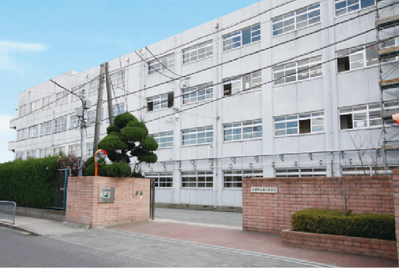 高槻市立第三中学校